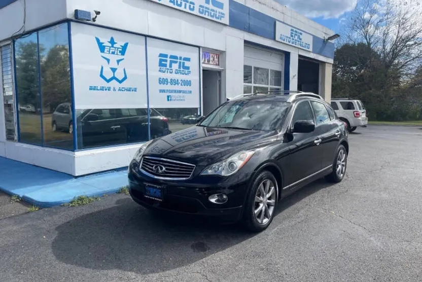 2011 Infiniti EX35 Base photo 1