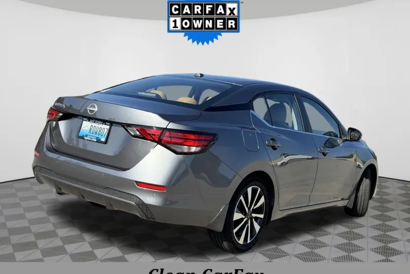 2025 Nissan Sentra SV photo 1