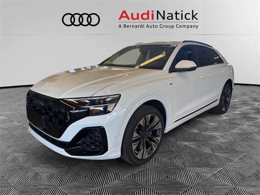 2025 Audi Q8 55 Premium Plus photo 1