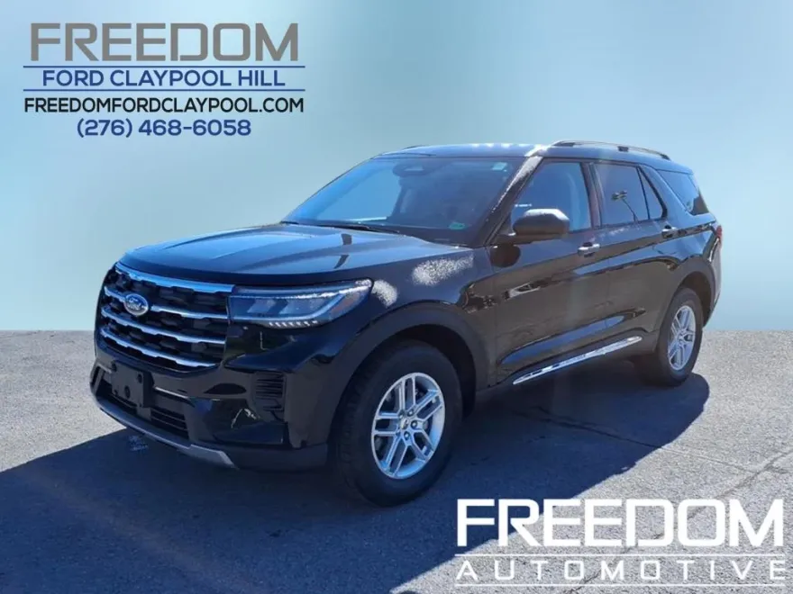 2025 Ford Explorer photo 1