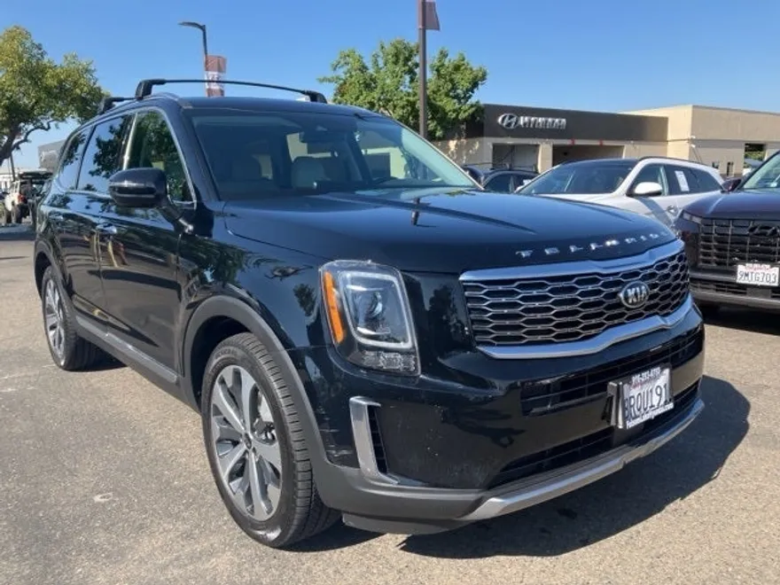 2020 Kia Telluride S photo 1