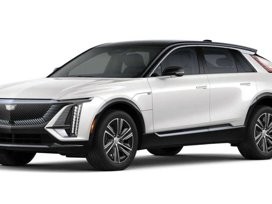 2025 Cadillac Lyriq Luxury photo 1
