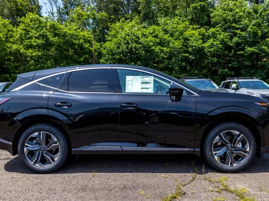 2025 Nissan Murano SL photo 1