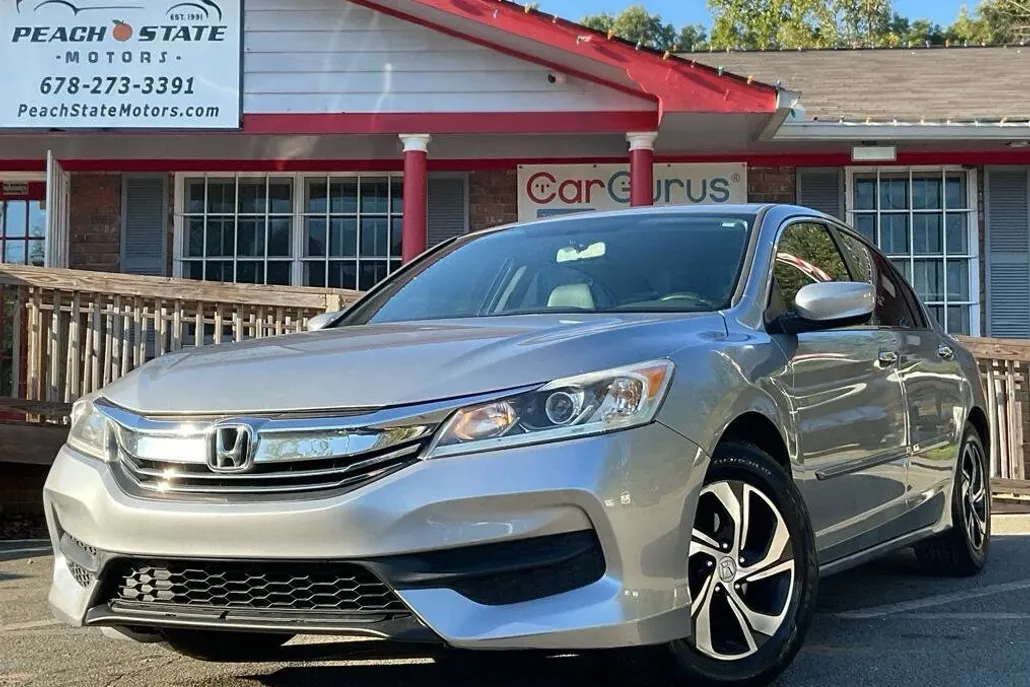 2017 Honda Accord LX photo 1