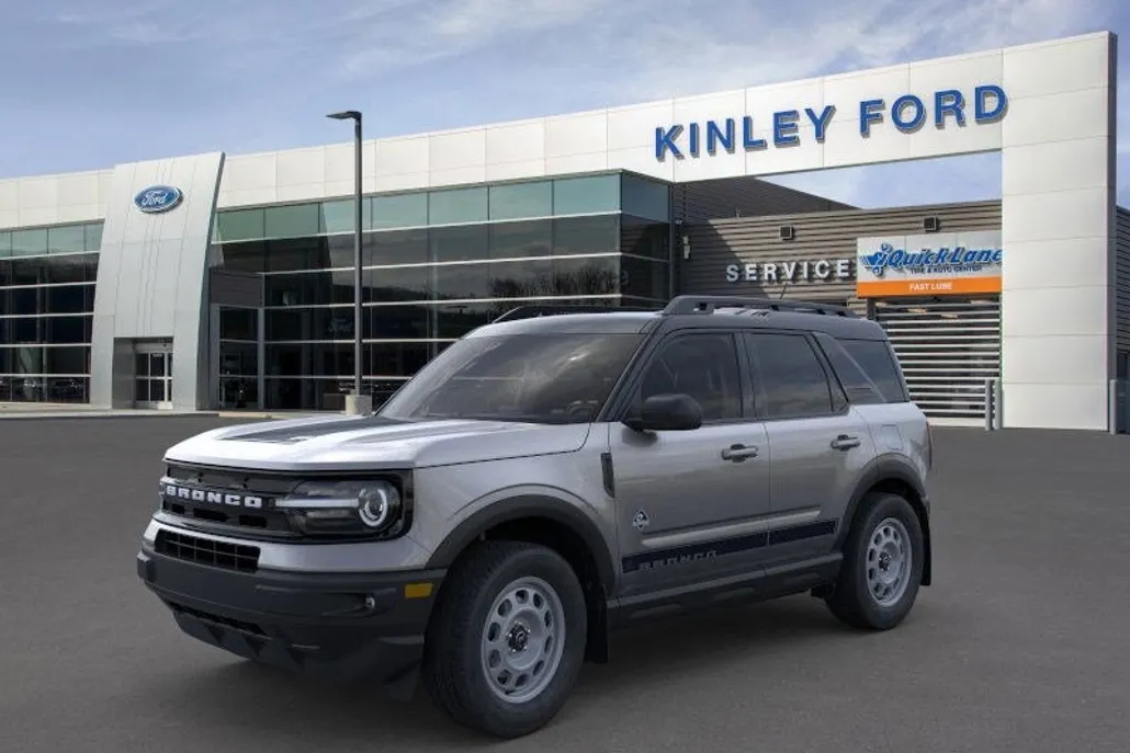 2024 Ford Bronco Sport Outer Banks photo 1
