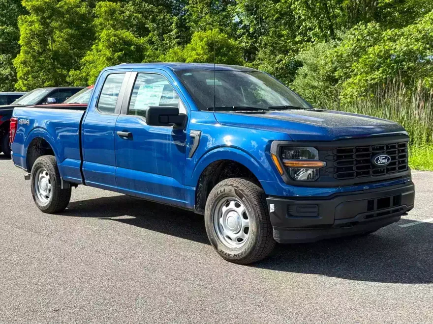 2025 Ford F-150 XL photo 1