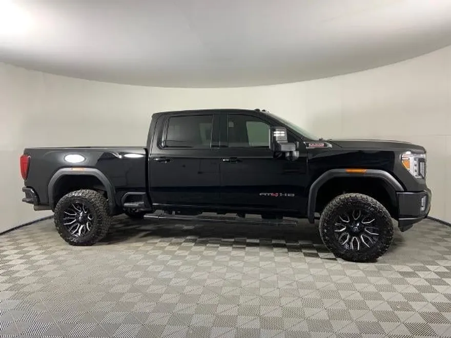 2020 Gmc Sierra 2500 HD AT4 photo 1