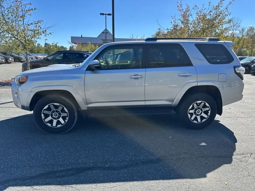 2024 Toyota 4Runner TRD Premium photo 1