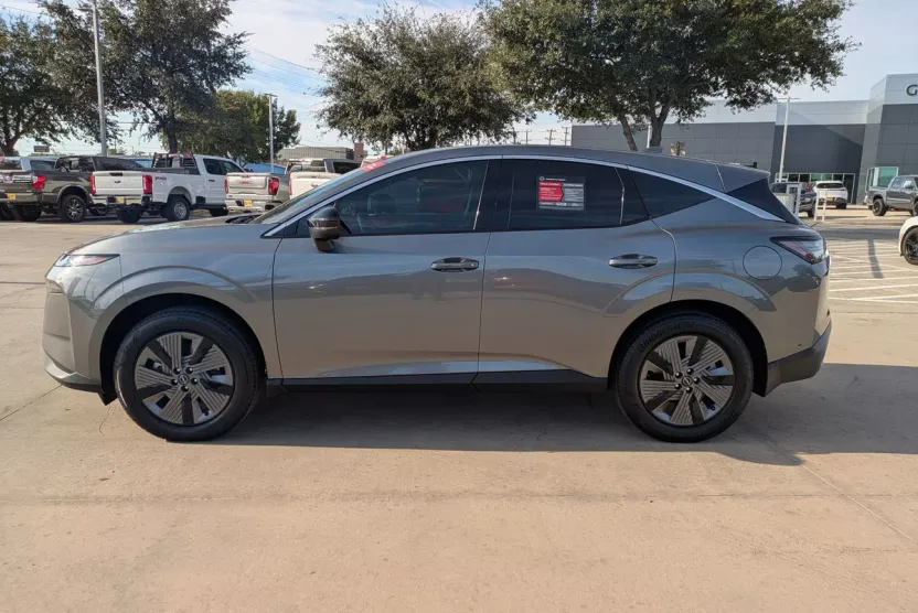 2025 Nissan Murano SL photo 1