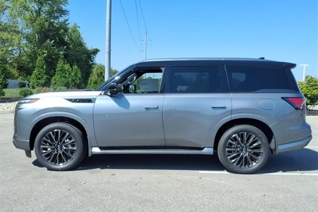 2026 Infiniti QX80 photo 1