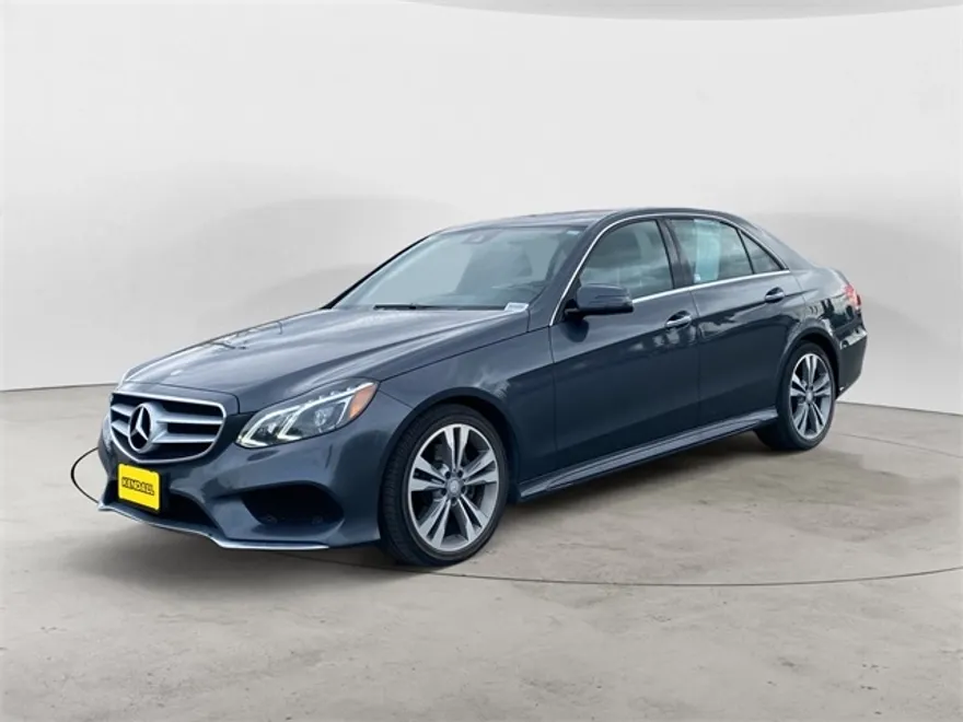 2016 Mercedes Benz E 350 4MATIC photo 1