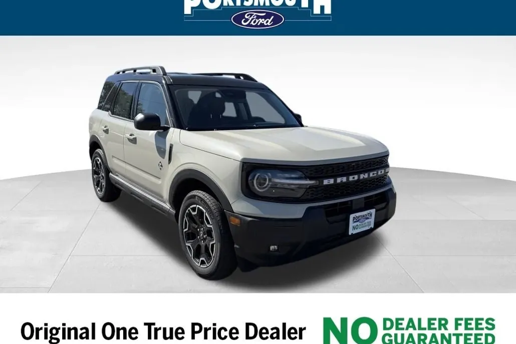 2025 Ford Bronco Sport Outer Banks photo 1