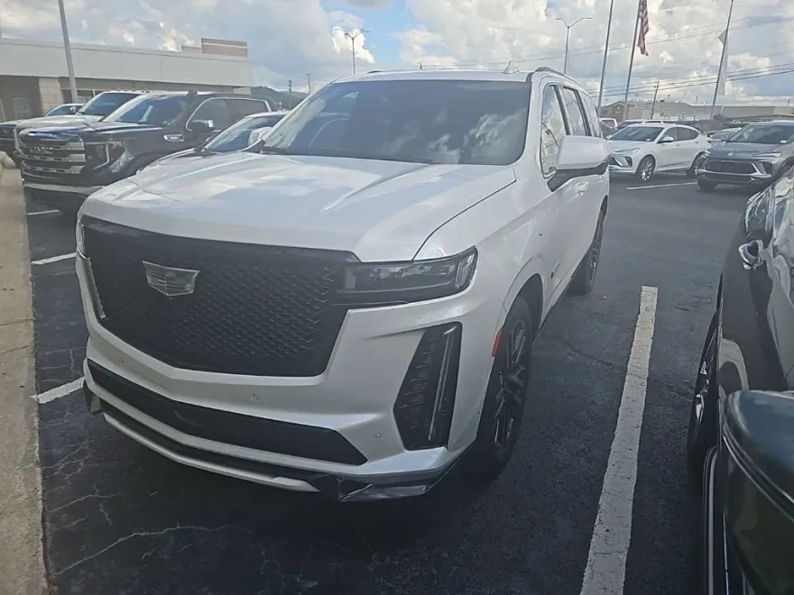 2023 Cadillac Escalade V-Series photo 1
