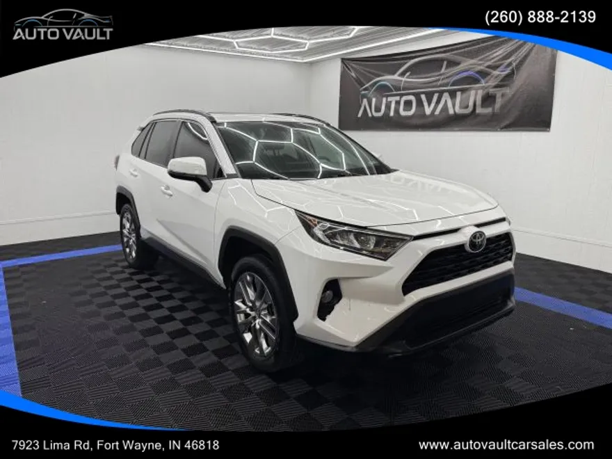 2020 Toyota RAV4 XLE Premium Sport photo 1