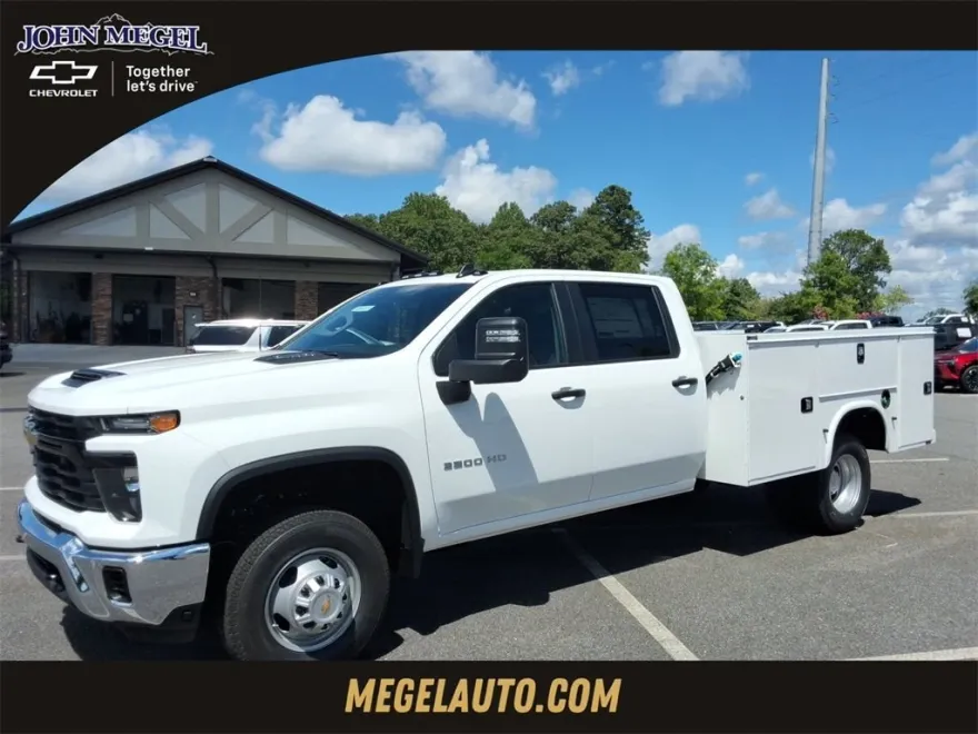 2025 Chevrolet Silverado 3500HD Work Truck photo 1