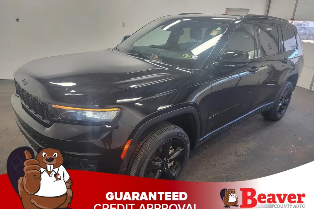 2023 Jeep Grand Cherokee Altitude photo 1