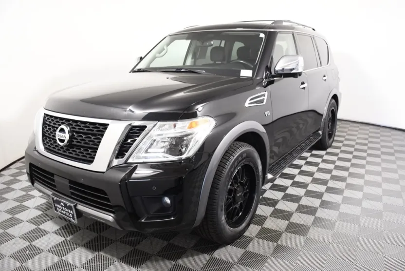 2020 Nissan Armada SL photo 1