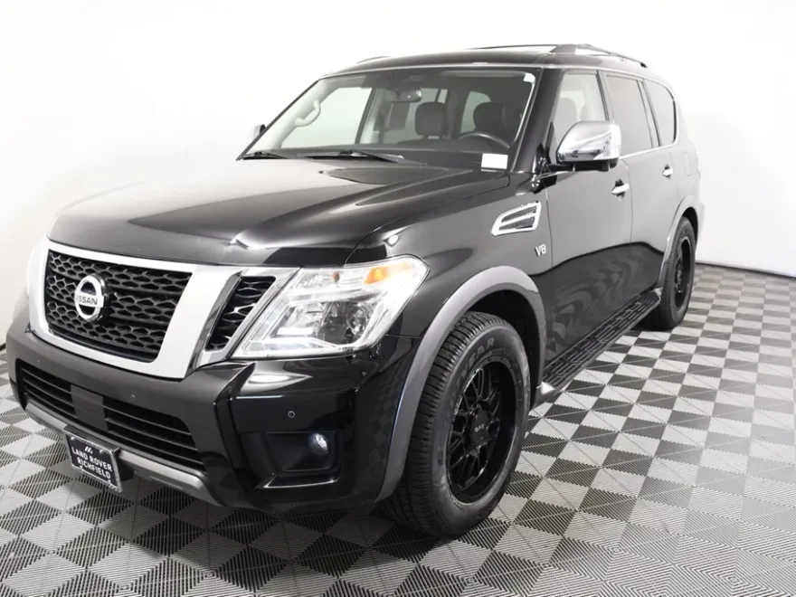 2020 Nissan Armada SL photo 1