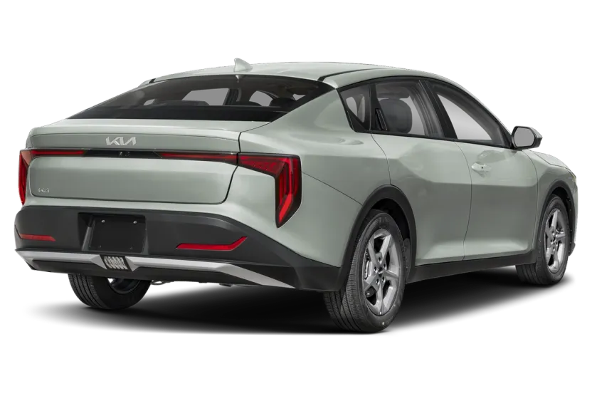 2025 Kia K4 LXS photo 1
