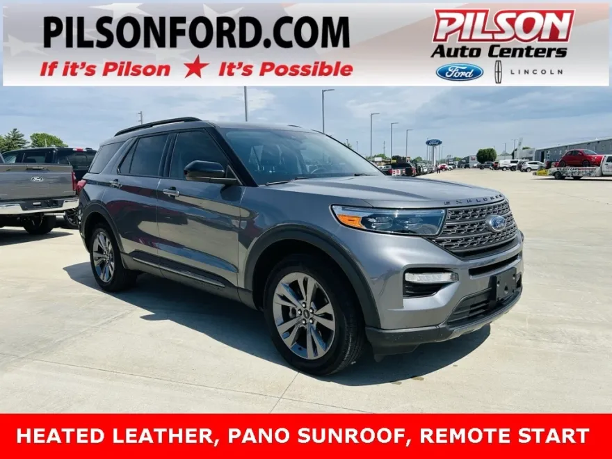 2022 Ford Explorer XLT photo 1