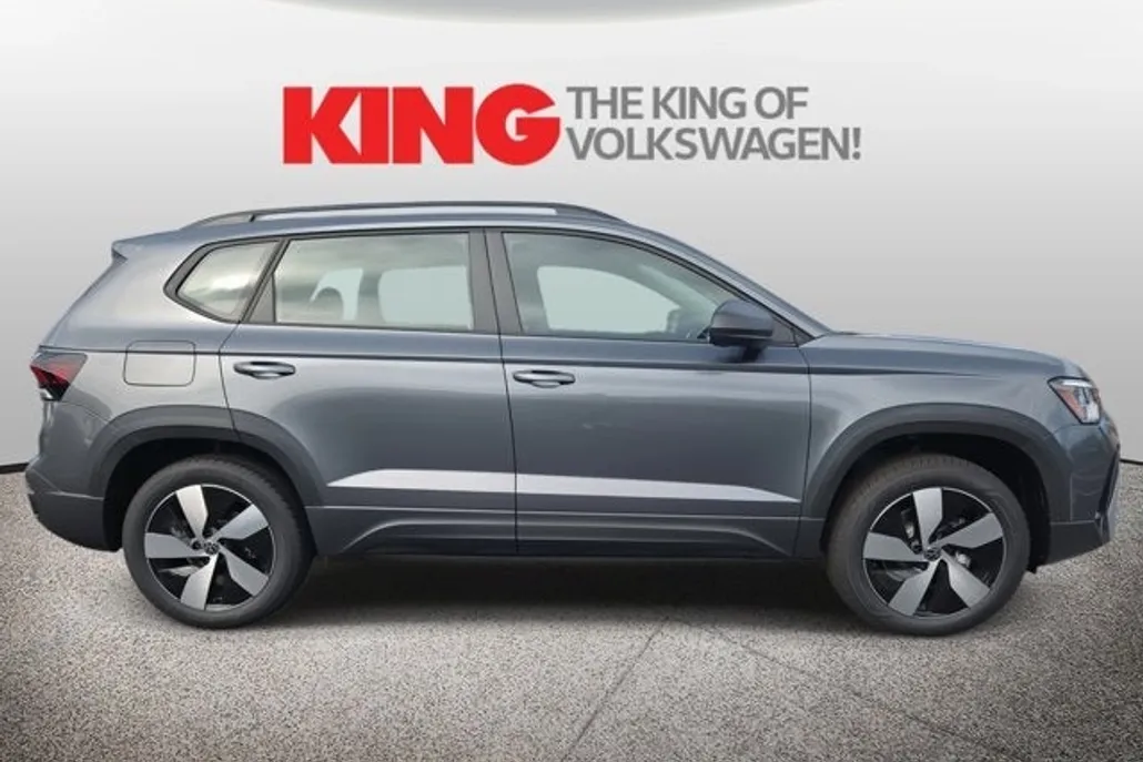 2025 Volkswagen Taos S photo 1