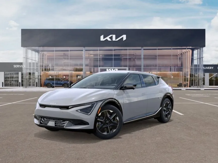 2025 Kia EV6 Wind photo 1