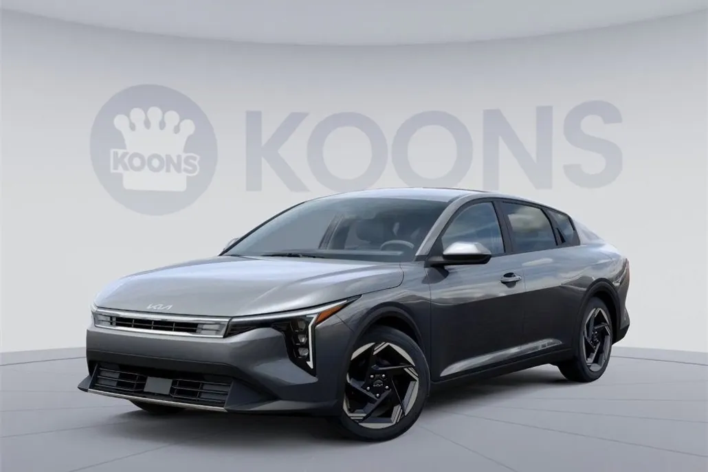 2025 Kia K4 EX photo 1