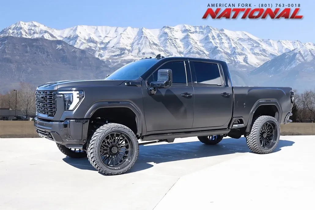 2025 Gmc Sierra 3500 HD Denali Ultimate photo 1