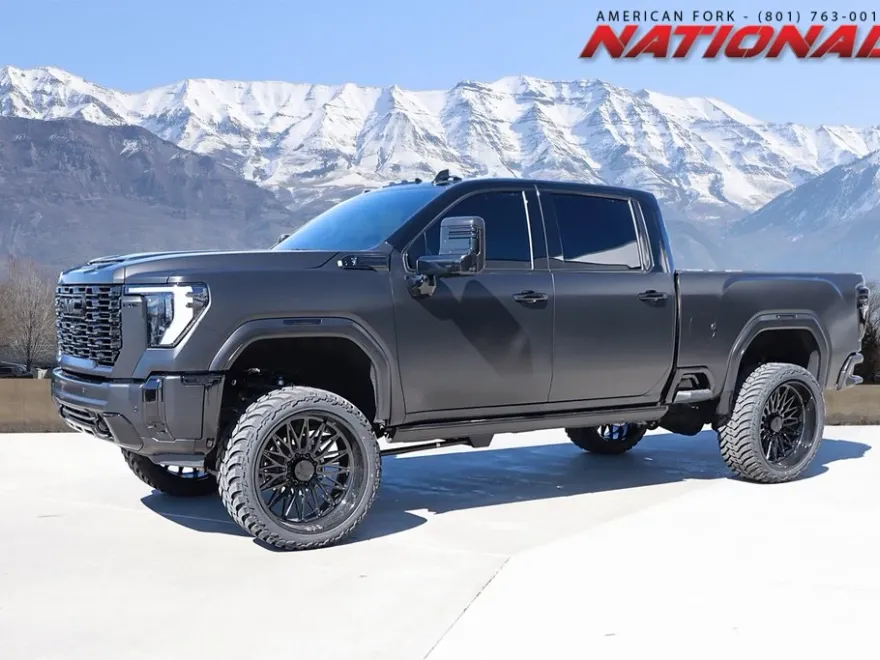 2025 Gmc Sierra 3500 HD Denali Ultimate photo 1