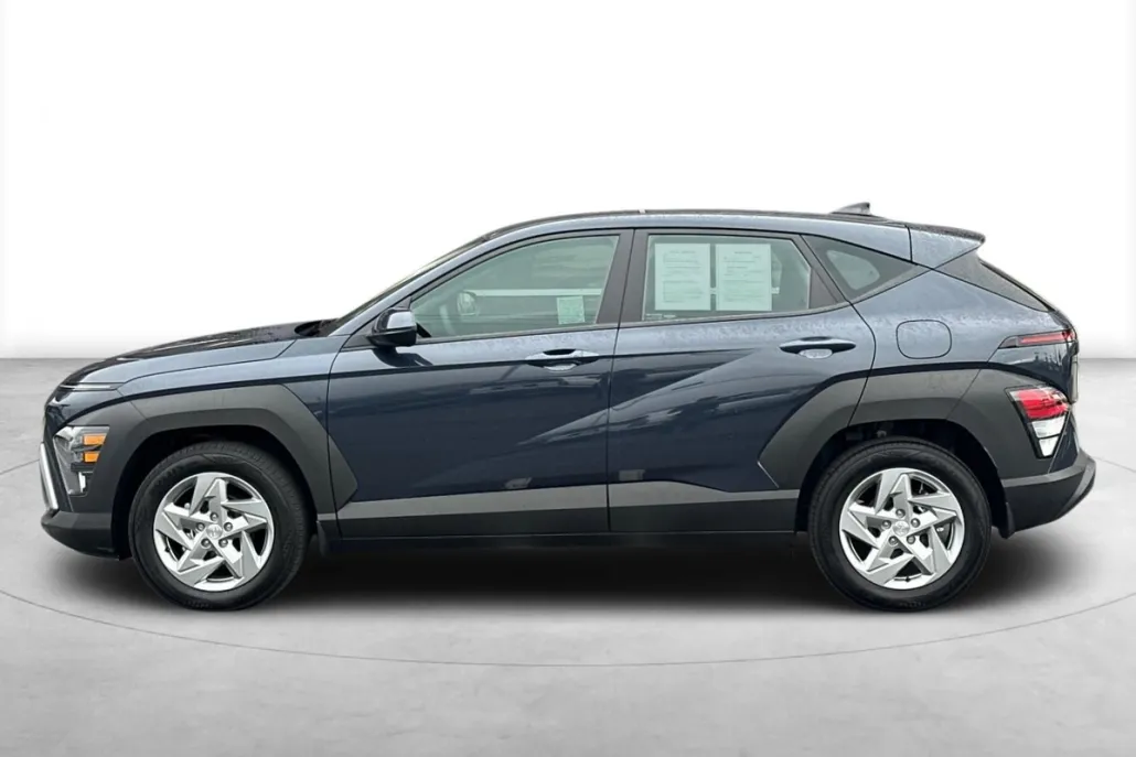 2025 Hyundai Kona SE photo 1