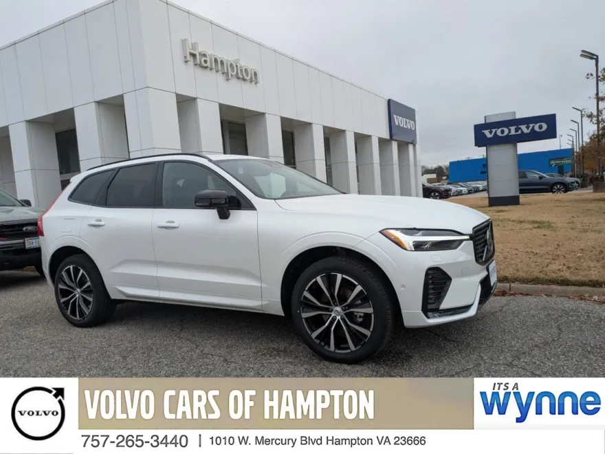 2025 Volvo XC60 B5 Plus photo 1
