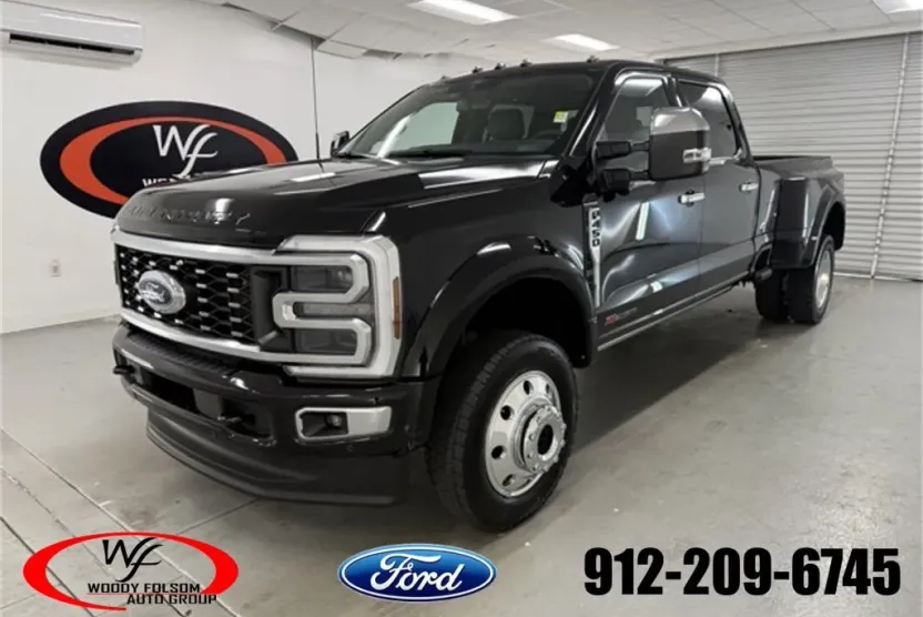 2026 Ford F-450 Platinum photo 1