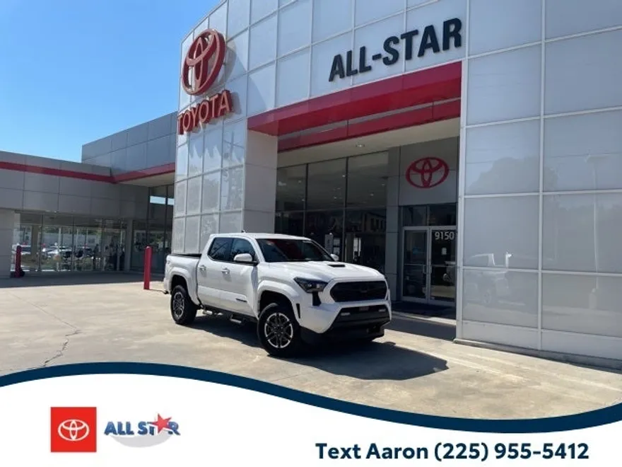 2025 Toyota Tacoma TRD Sport photo 1
