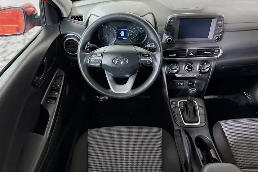 2020 Hyundai Kona SE photo 1