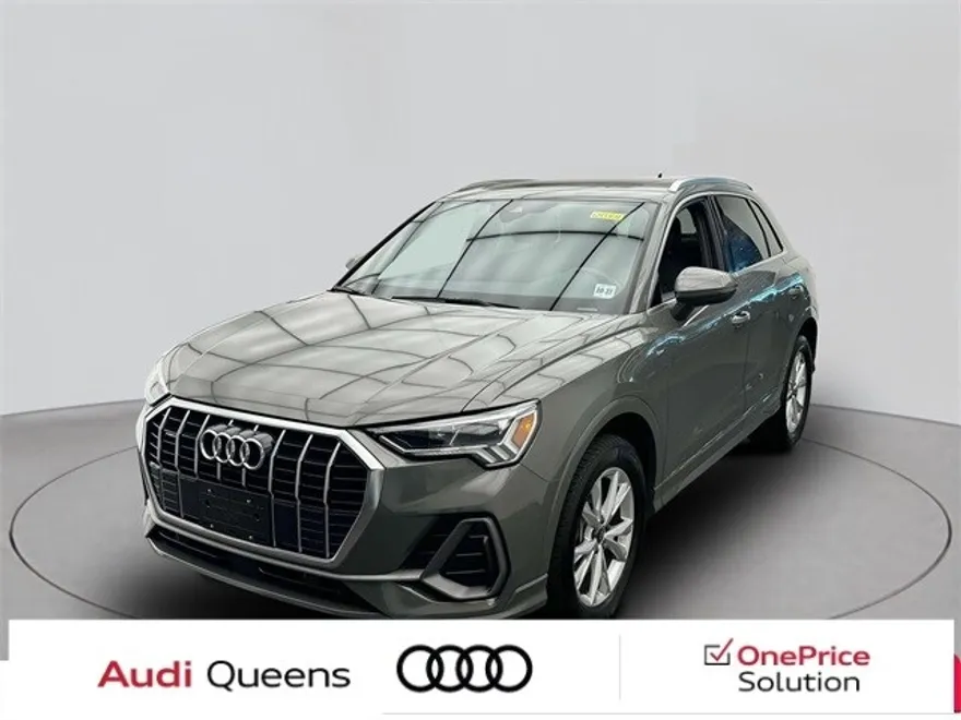 2022 Audi Q3 S line Premium Plus photo 1