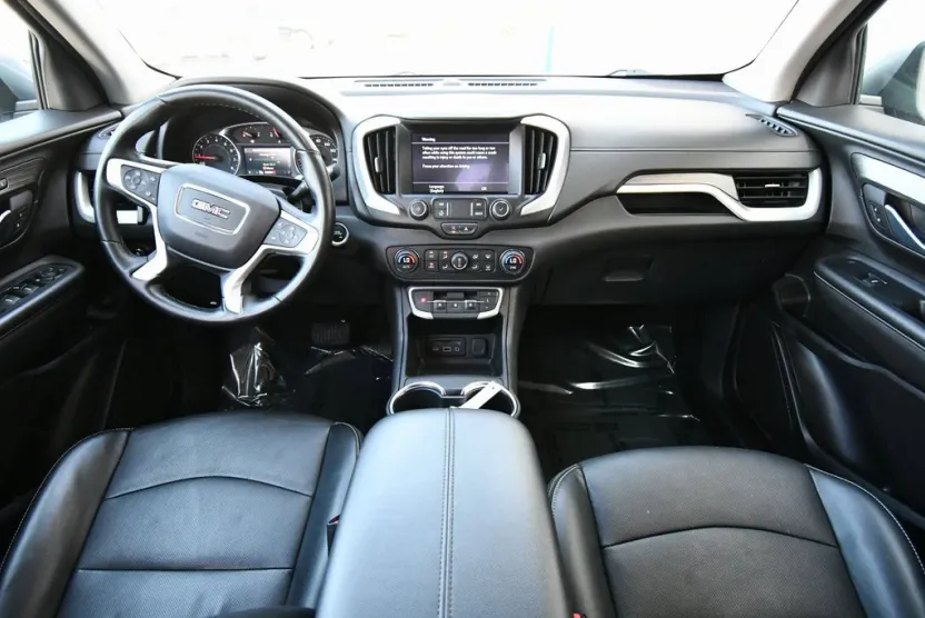 2024 Gmc Terrain SLT photo 1