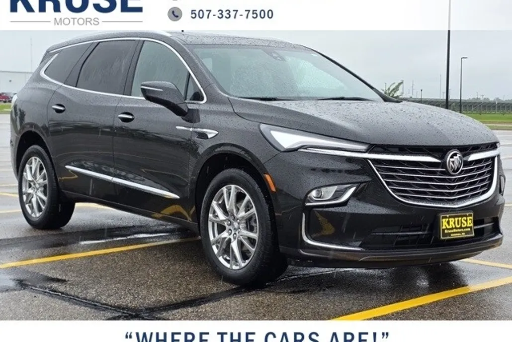 2023 Buick Enclave Premium photo 1