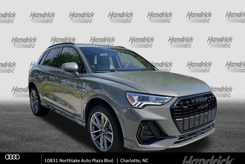 2024 Audi Q3 S line Premium Plus photo 1