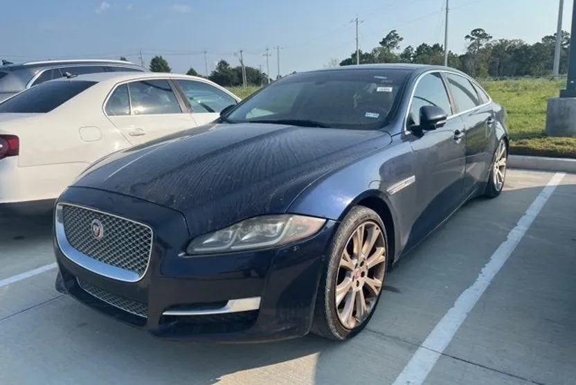 2016 Jaguar XJ XJL Portfolio photo 1