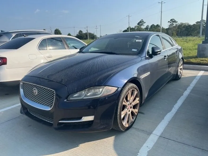 2016 Jaguar XJ XJL Portfolio photo 1