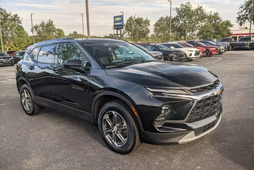 2023 Chevrolet Blazer 2LT photo 1