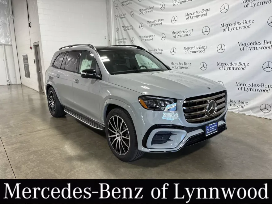 2025 Mercedes Benz GLS 580 4MATIC photo 1