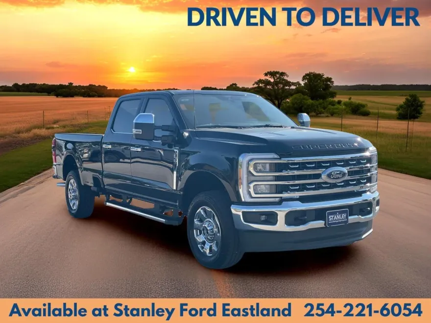 2026 Ford F-350 Lariat photo 1