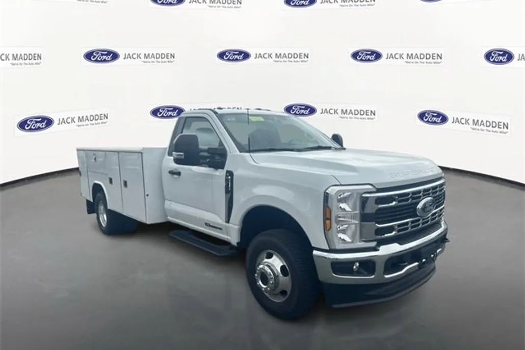 2024 Ford F-350 photo 1