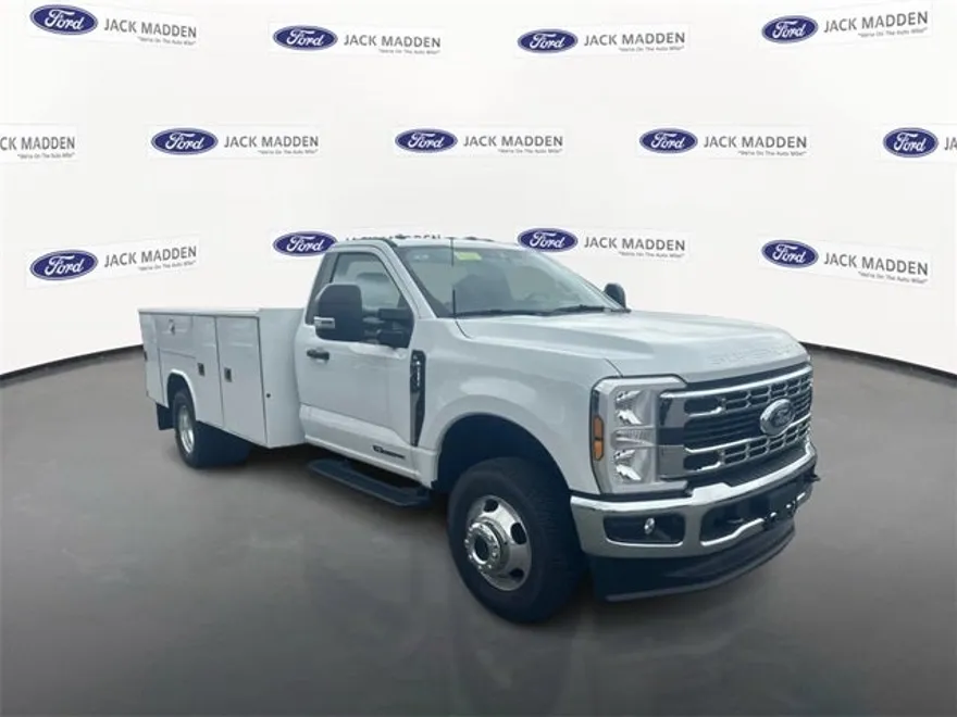 2024 Ford F-350 photo 1