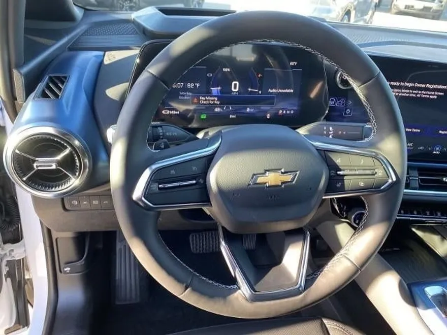 2026 Chevrolet Equinox EV 1LT photo 1