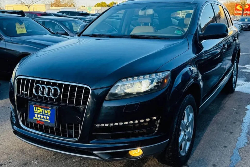 2012 Audi Q7 3.0T Premium Plus photo 1