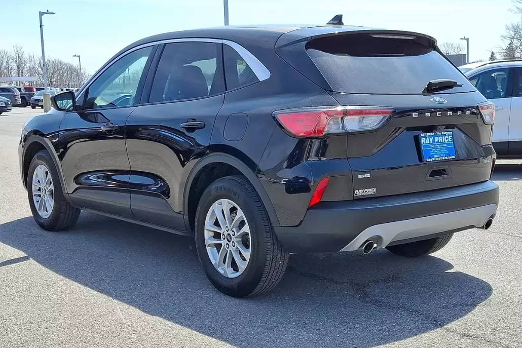 2022 Ford Escape SE photo 1