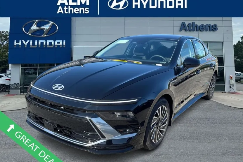2025 Hyundai Sonata Hybrid SEL photo 1
