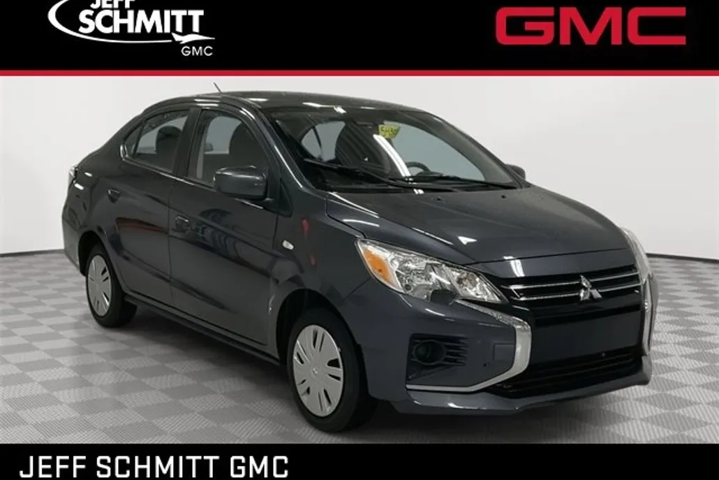 2024 Mitsubishi Mirage G4 ES photo 1